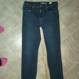 724 Levis High Rise Jeans-Worn once